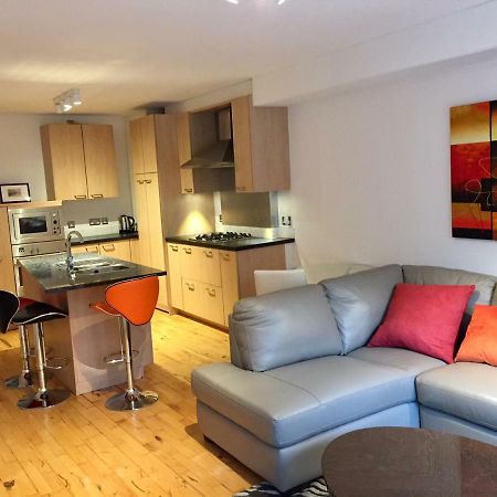 City Centre Belfast Free Parking Екстер'єр фото