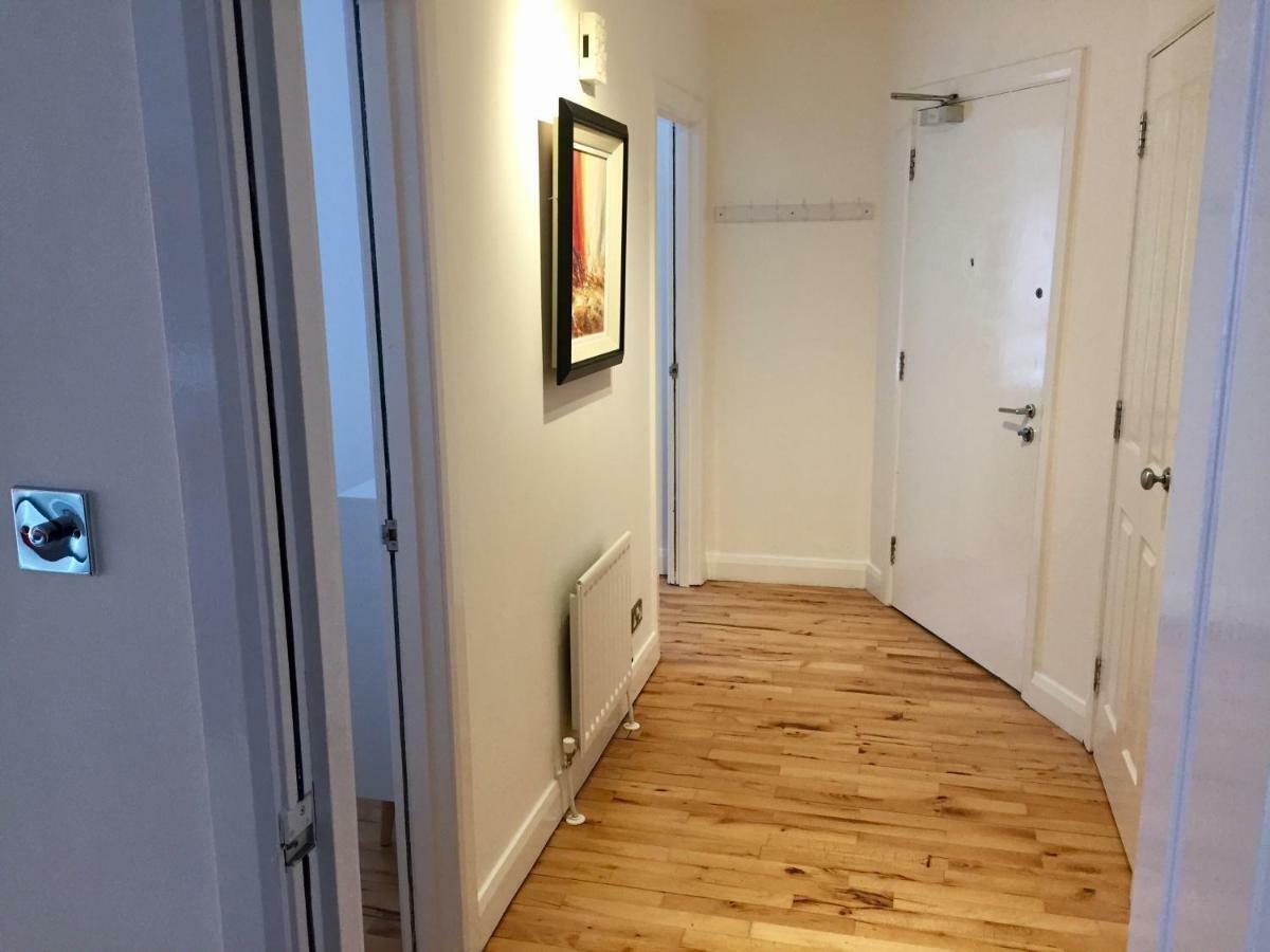City Centre Belfast Free Parking Екстер'єр фото