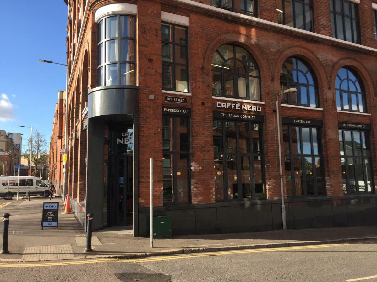 City Centre Belfast Free Parking Екстер'єр фото