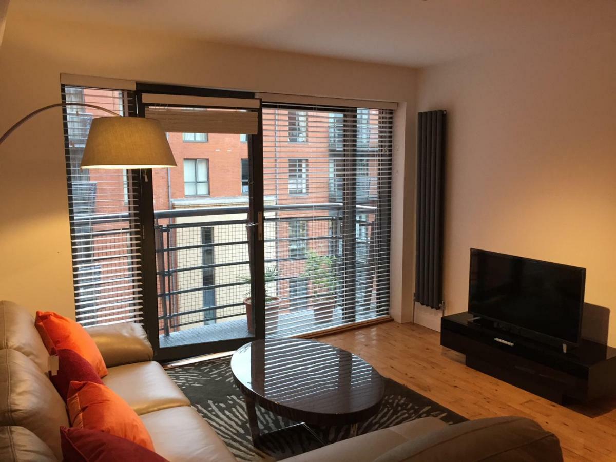 City Centre Belfast Free Parking Екстер'єр фото